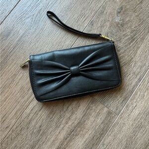 Black Bow Wristlet